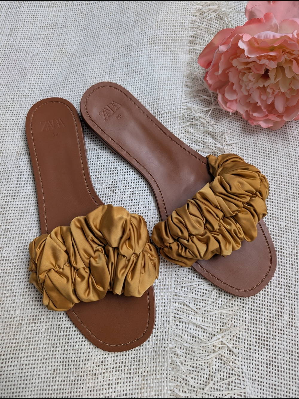 Zara Tan Slide Sandals with Mustard Ruched Satin Strap sz39